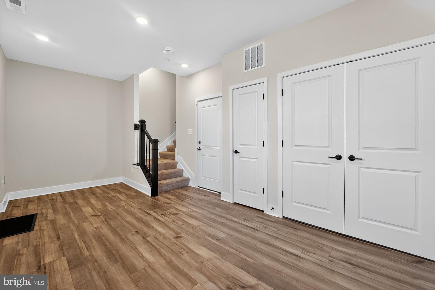 1511 Roland Heights Avenue photo 41
