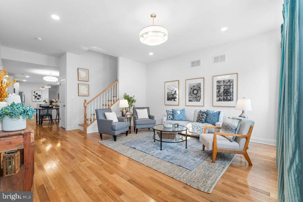 34 S Fulton Avenue photo 3