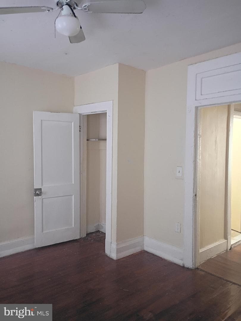 2529 Oswego Avenue photo 9