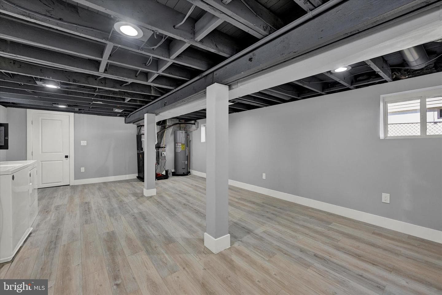 2905 Westfield Avenue photo 18