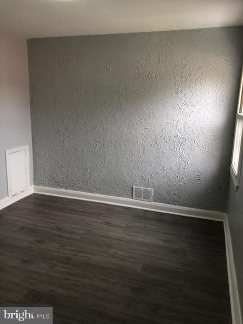 2802 Windsor Avenue photo 25