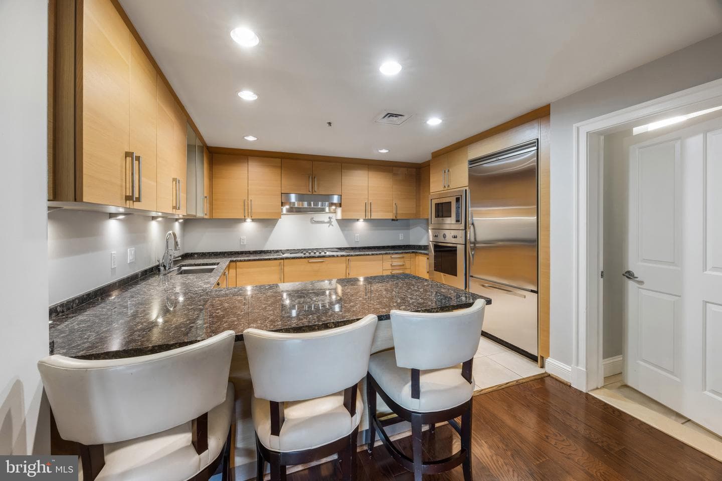 801 Key Highway #323 photo 10
