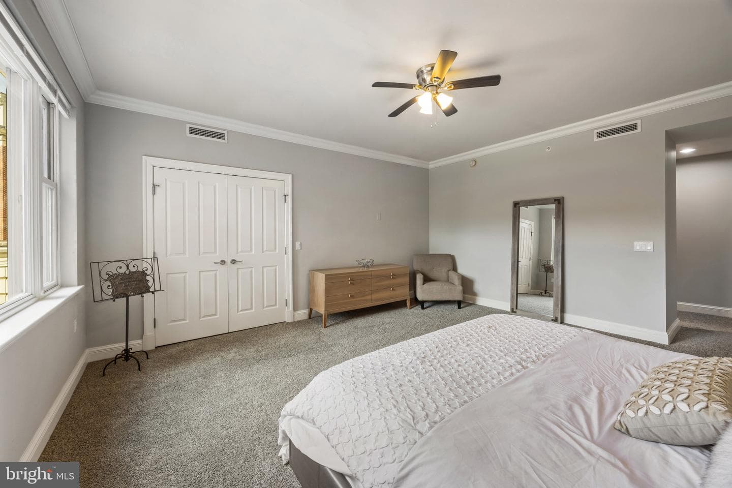 801 Key Highway #323 photo 26