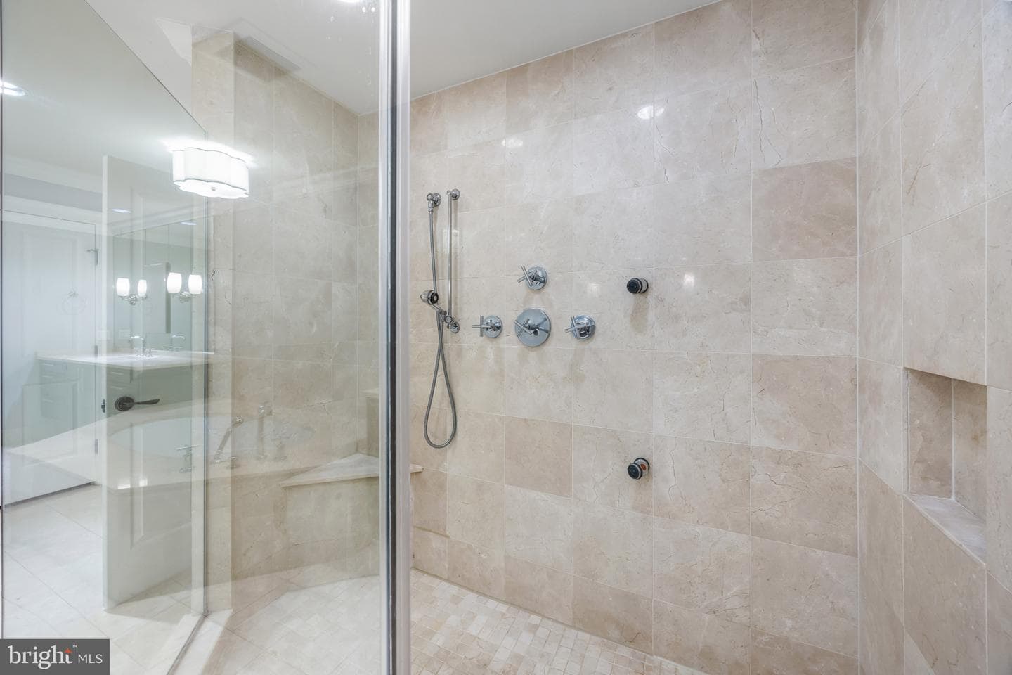 801 Key Highway #323 photo 33