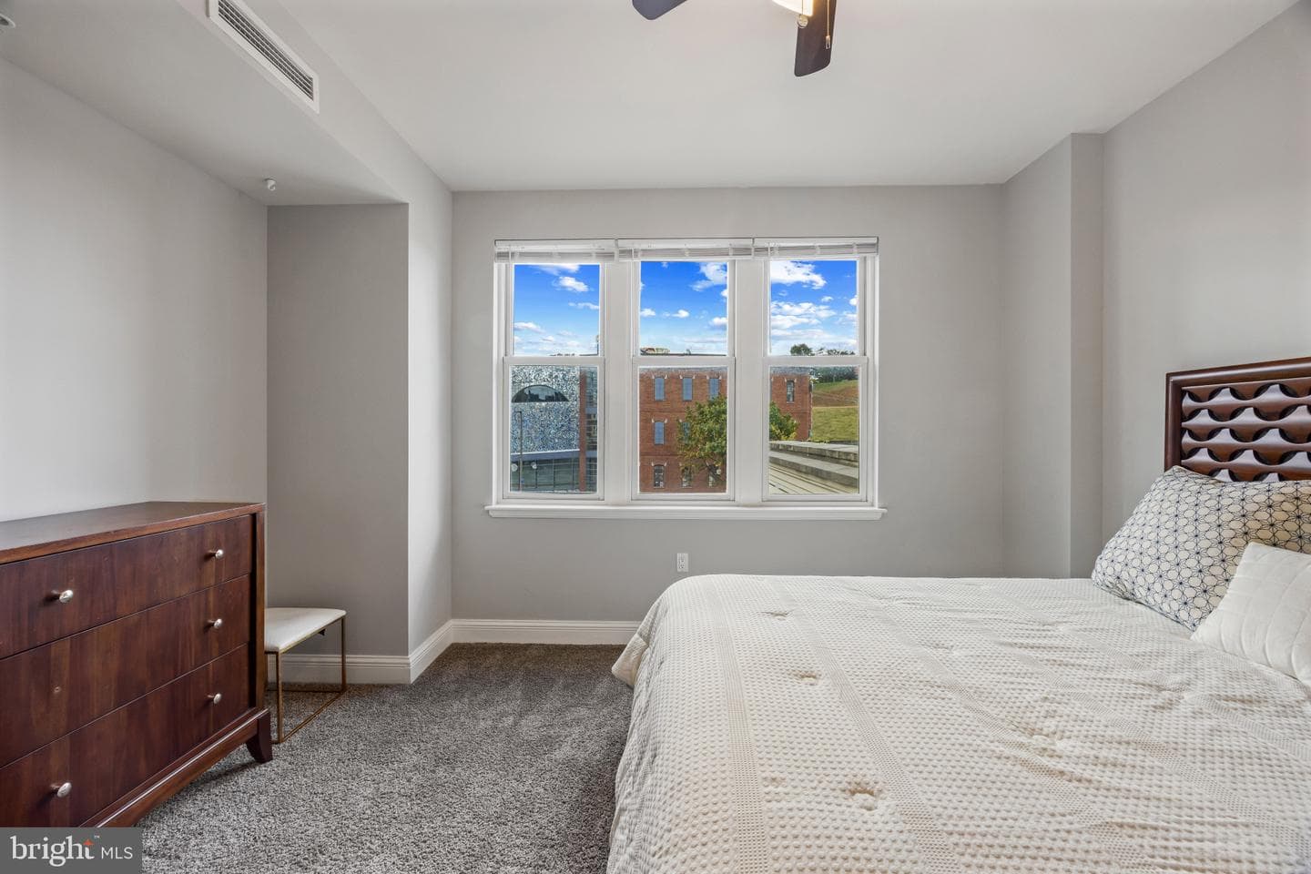 801 Key Highway #323 photo 38
