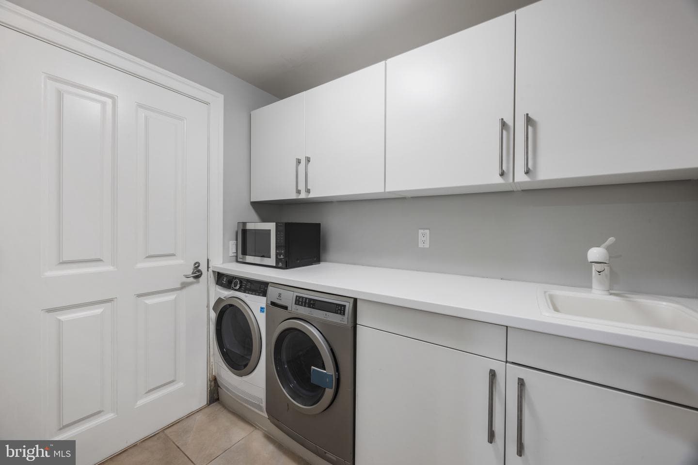 801 Key Highway #323 photo 41