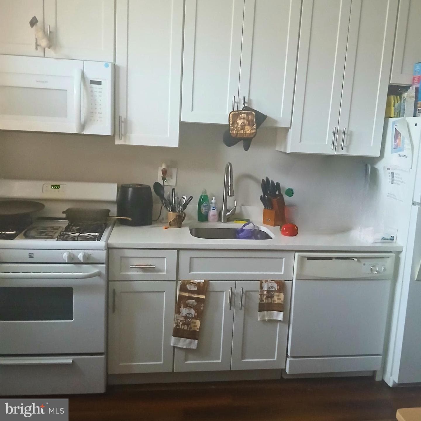 3436 Cliftmont Avenue photo 8