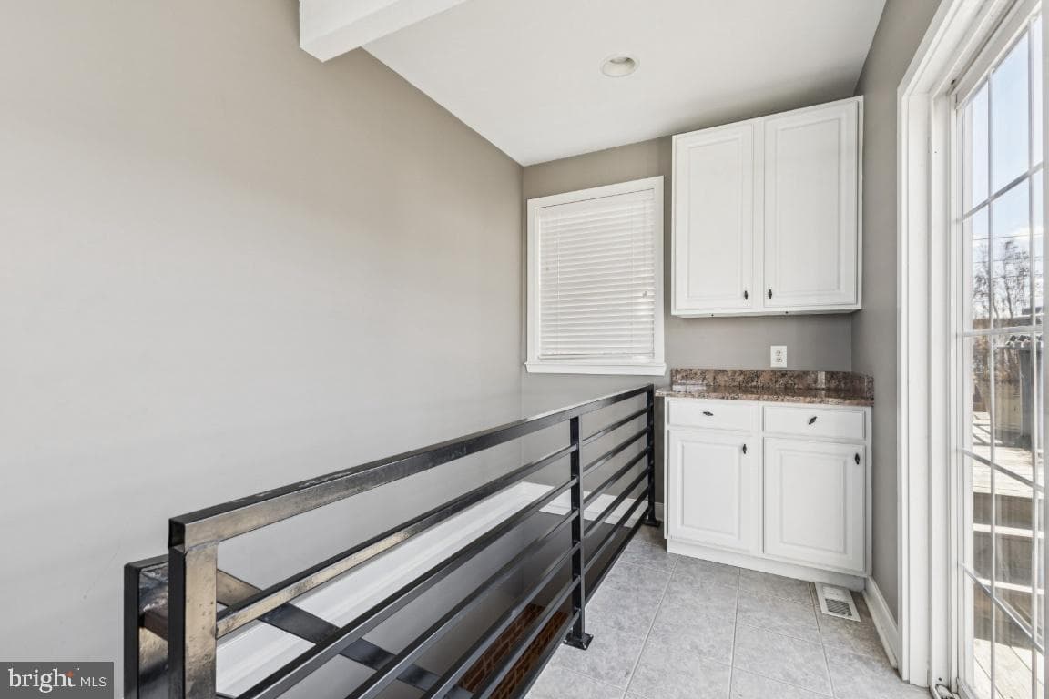 3322 Fleet Street photo 20