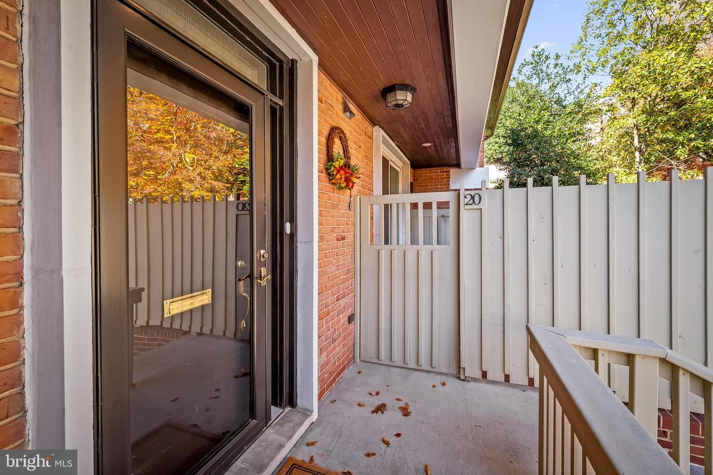 20 Palmer Green Court photo 2
