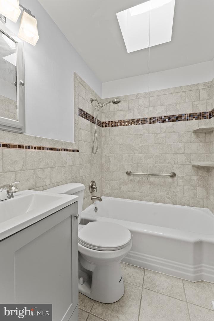 3693 Kenyon Avenue photo 18