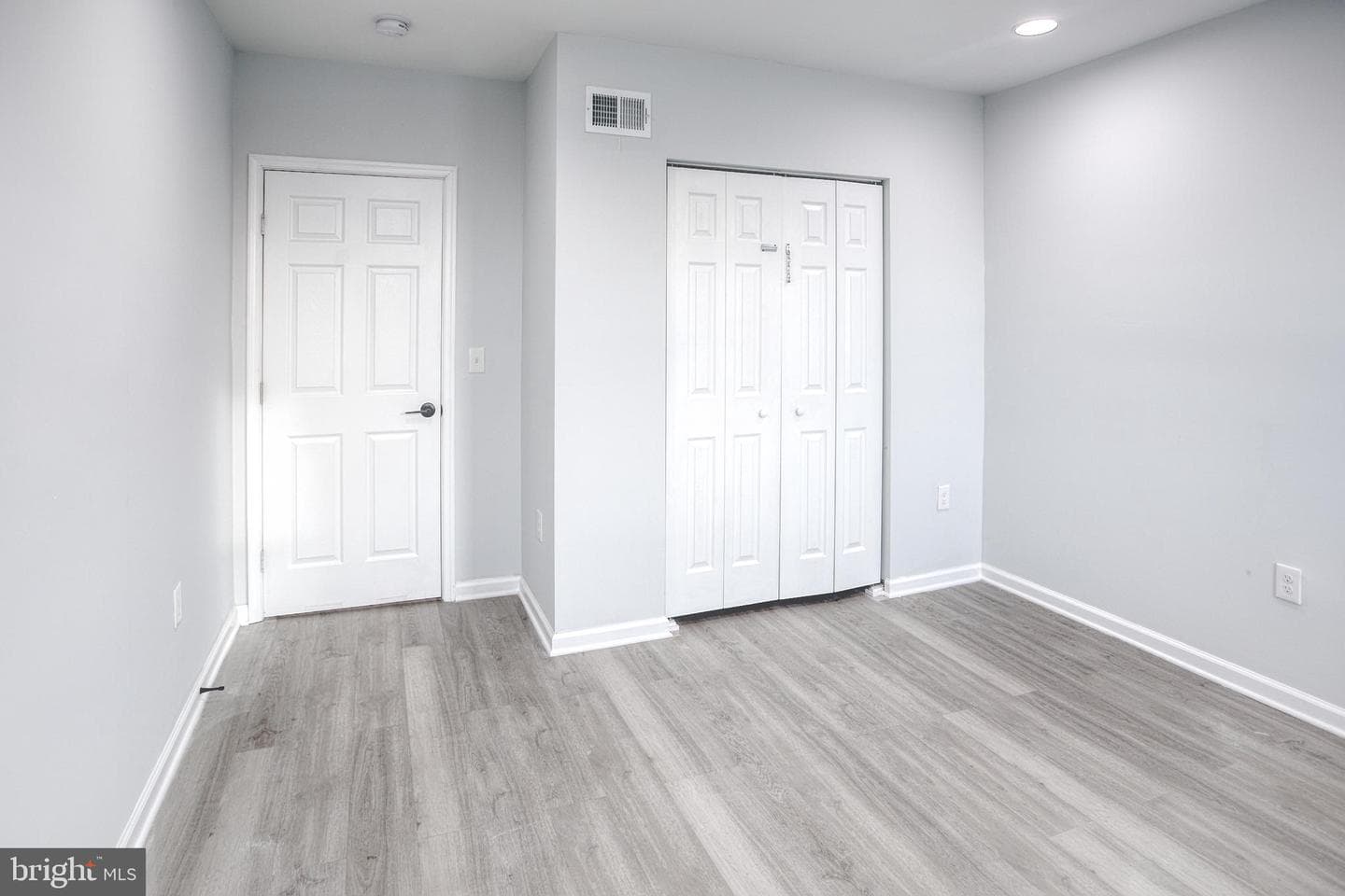 608 Oldham Street photo 20