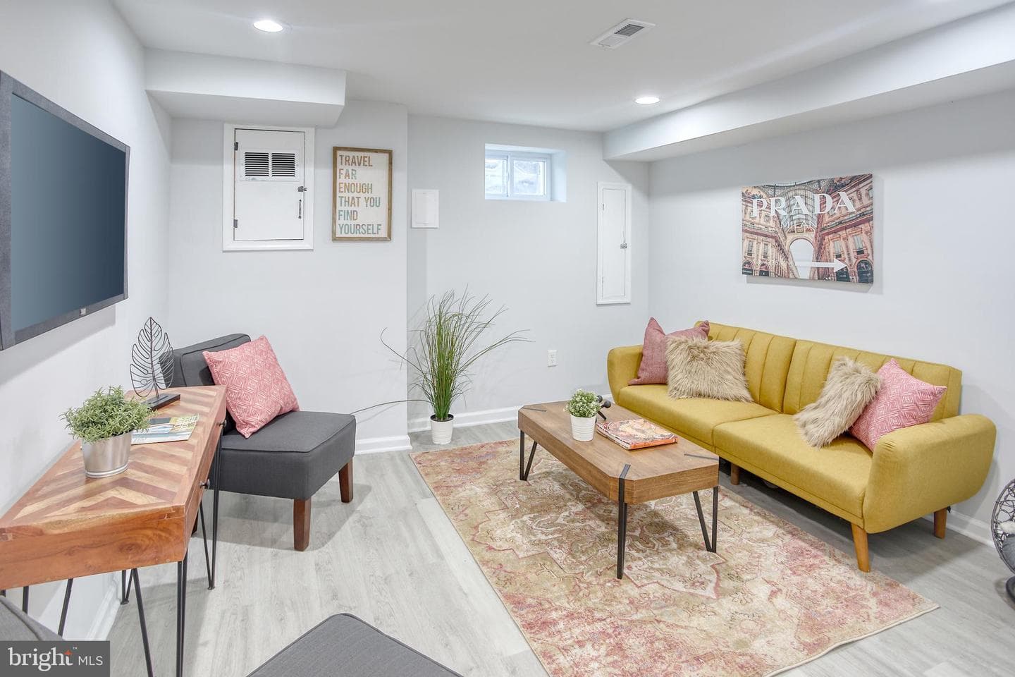 608 Oldham Street photo 23