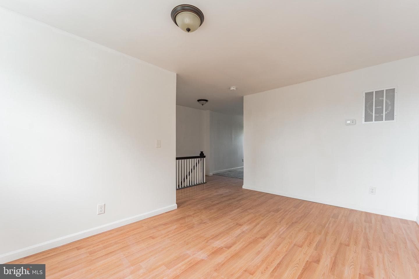 1310 N Ellwood Avenue photo 4