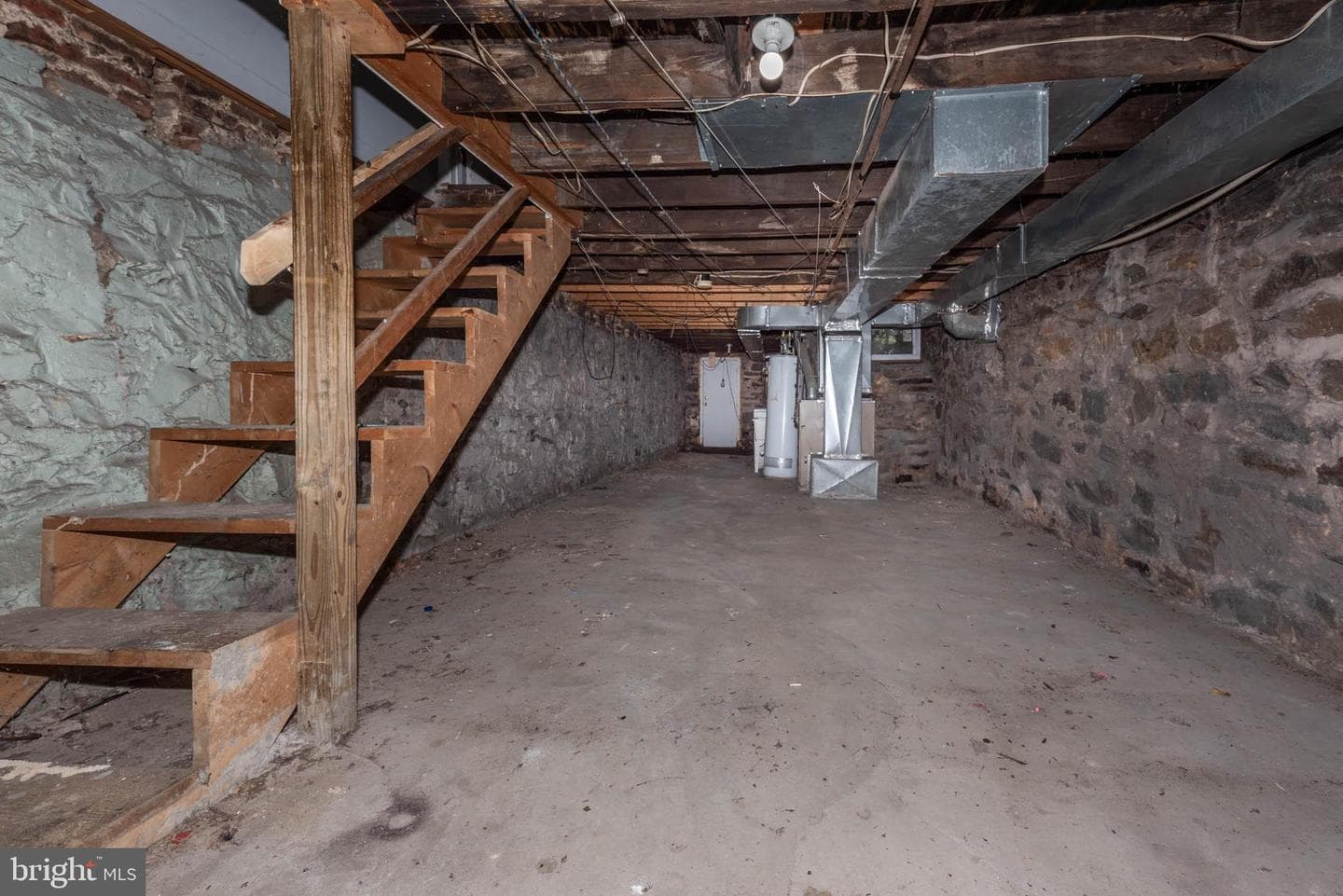 1618 N Monroe Street photo 7