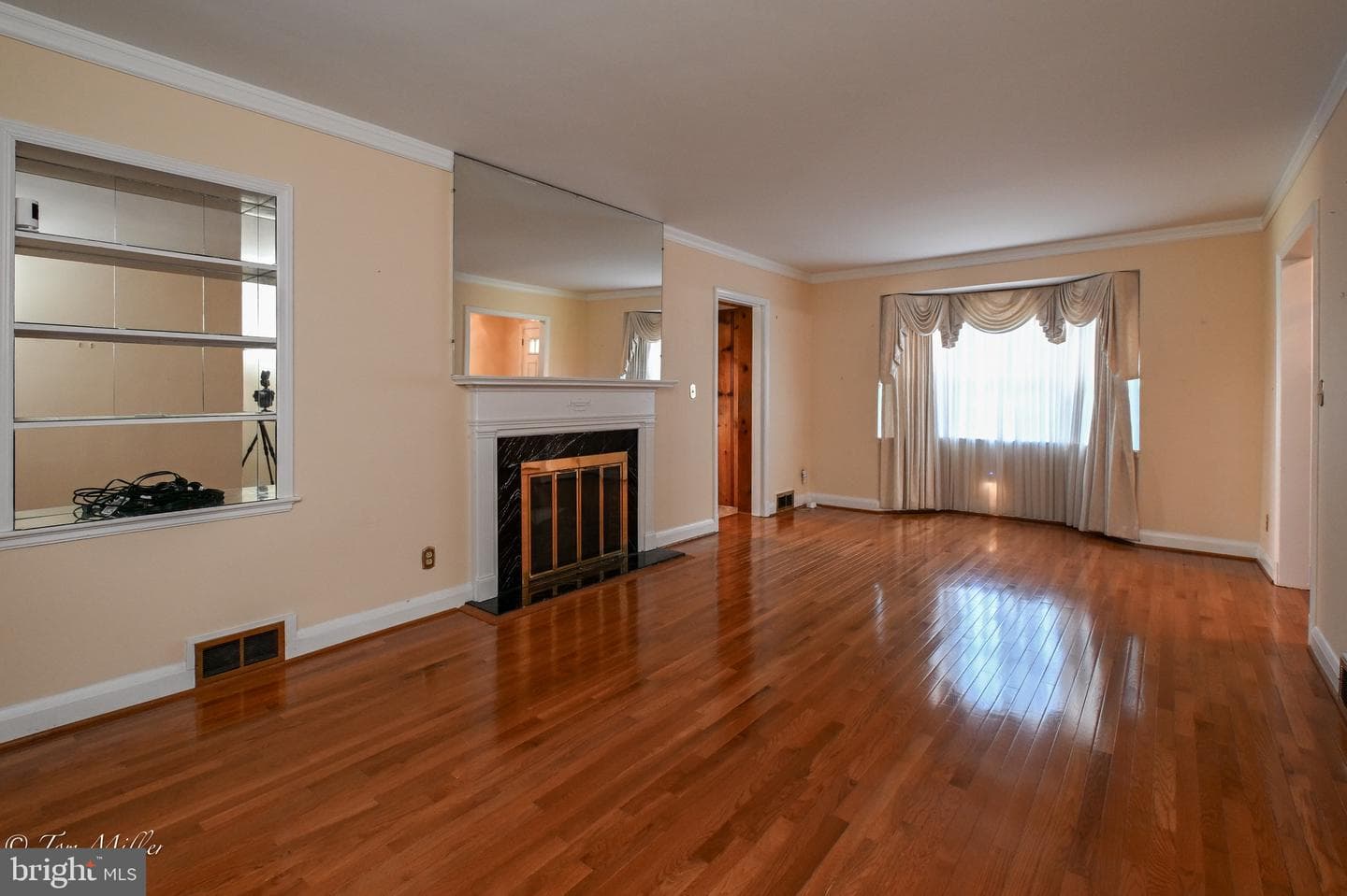 5510 N Charles Street photo 8
