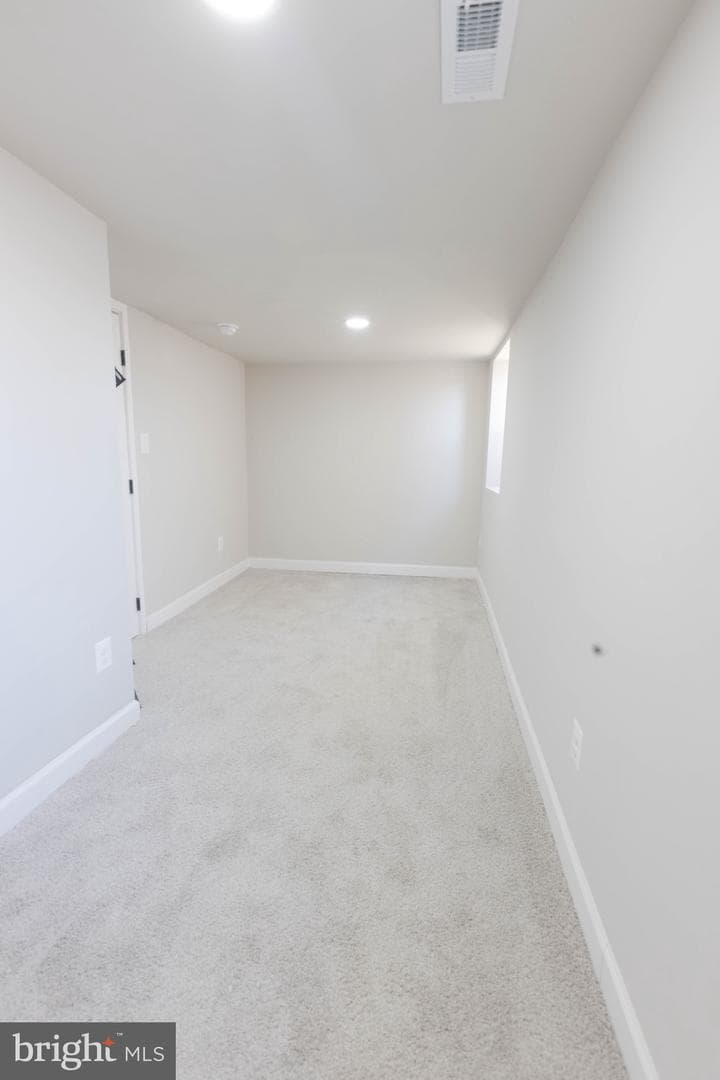 24 S Tremont Road photo 24