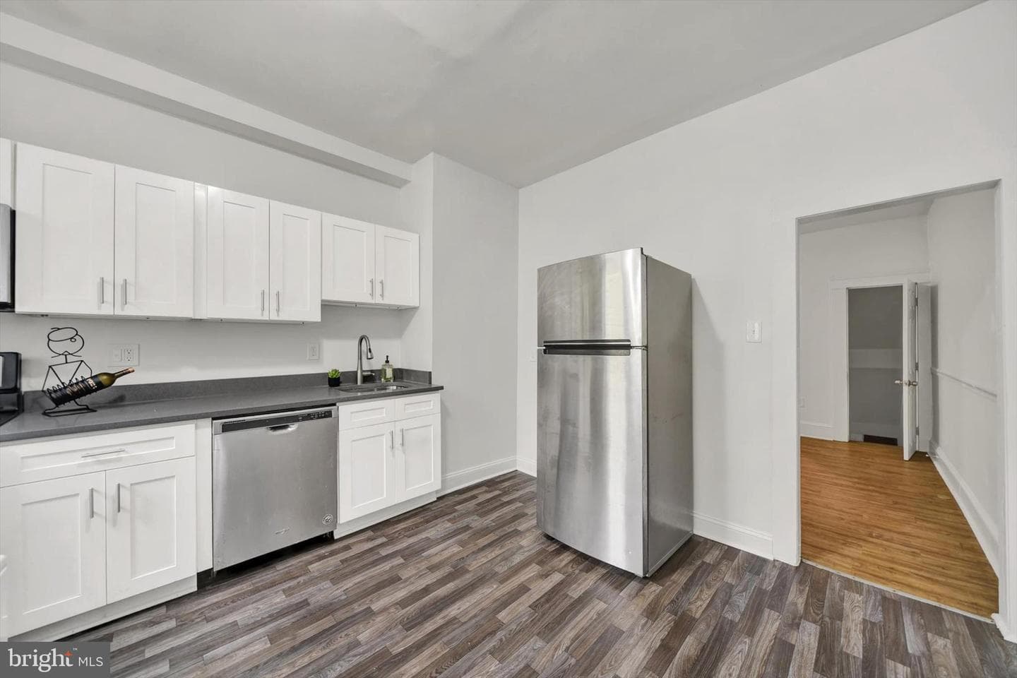 320 Ilchester Avenue photo 14