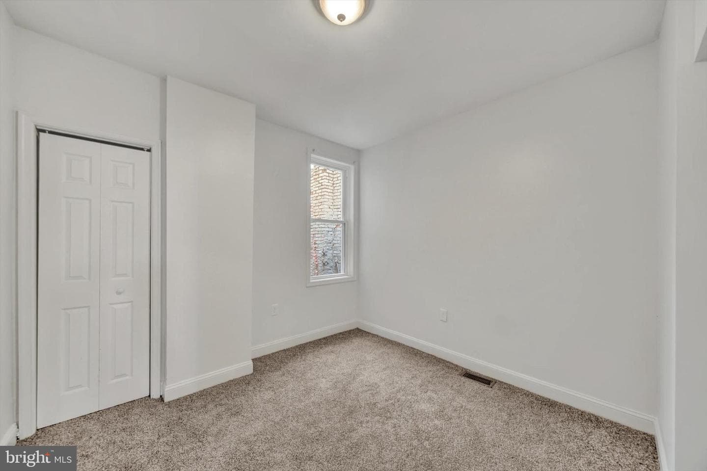 320 Ilchester Avenue photo 23