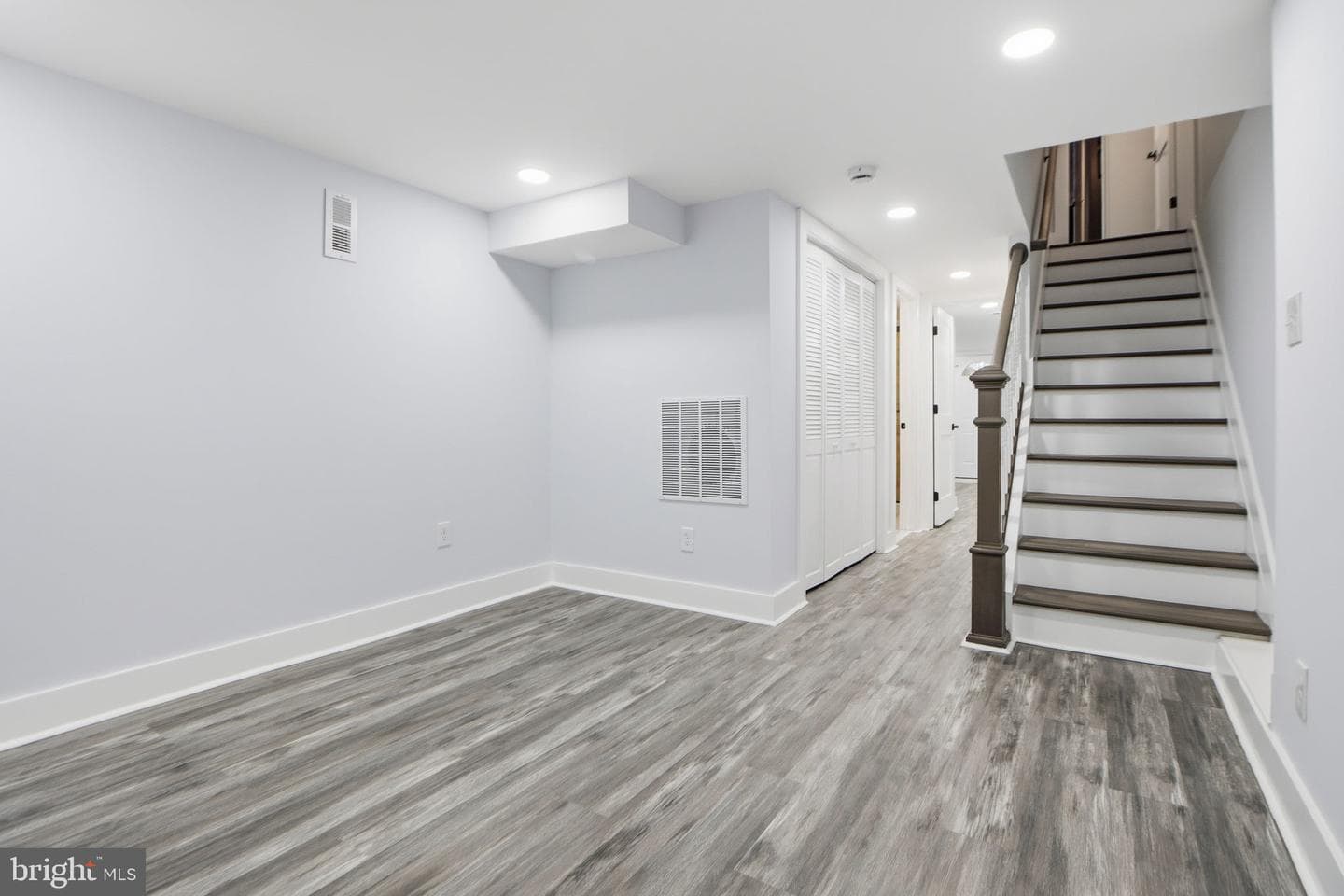 1118 Montpelier Street photo 39