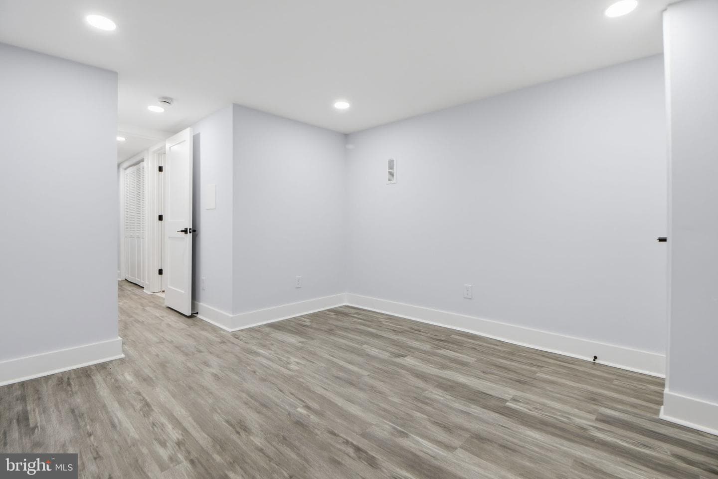 1118 Montpelier Street photo 42