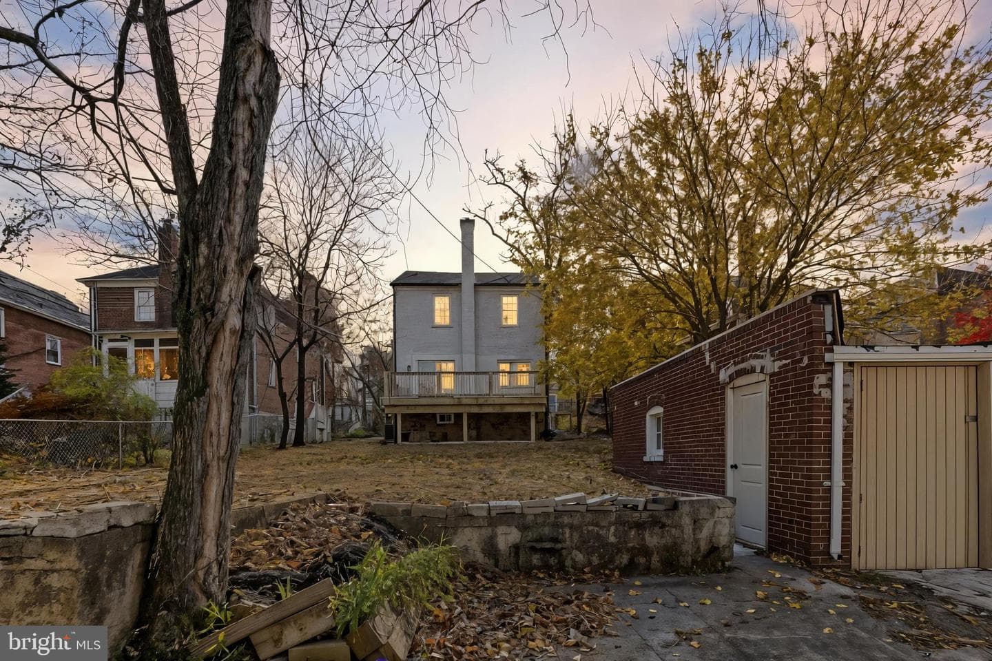 2204 Sulgrave Avenue photo 45