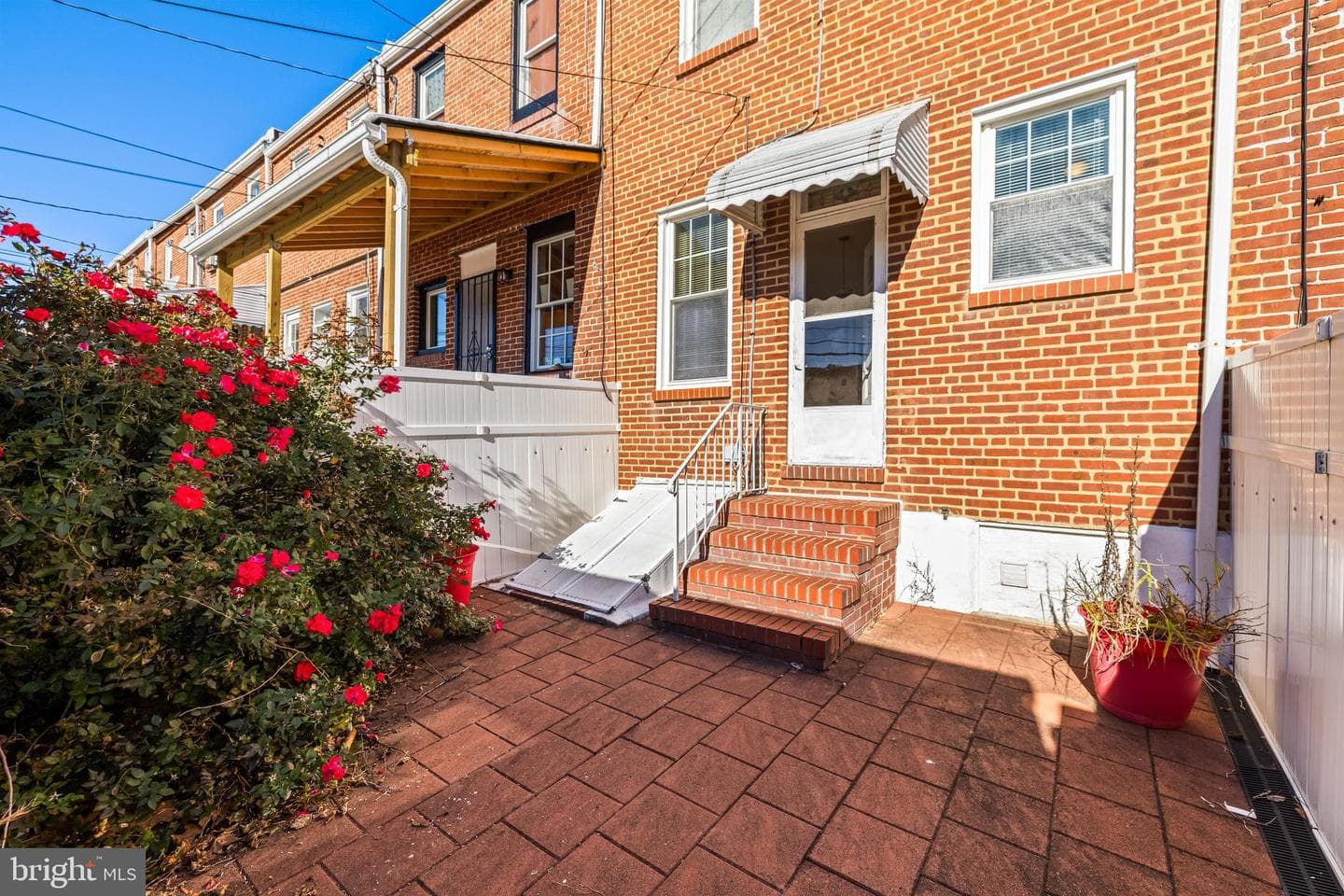 3229 Dudley Avenue photo 29
