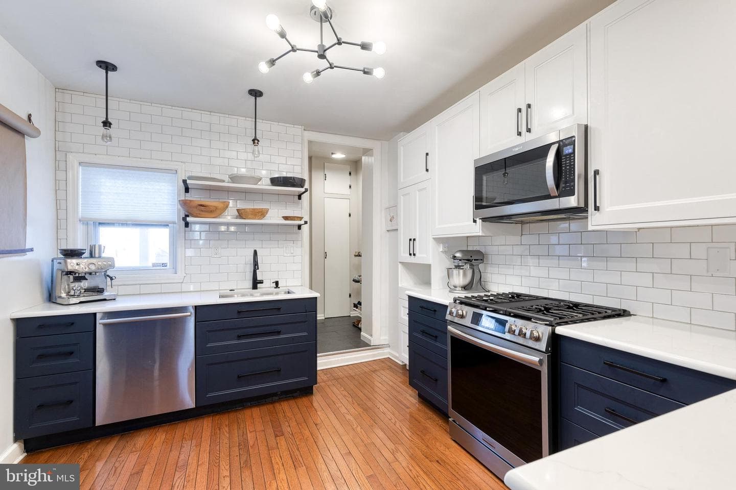 1509 S Charles Street photo 12