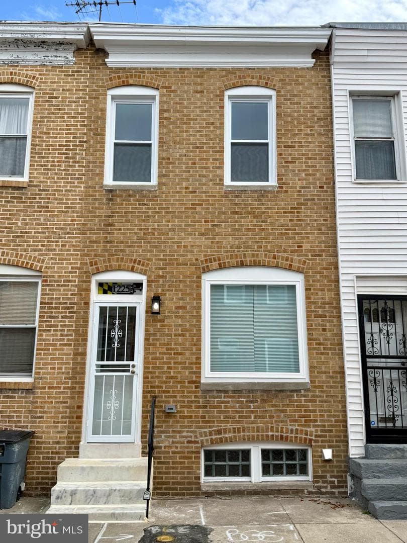1225 Glyndon Avenue photo 1