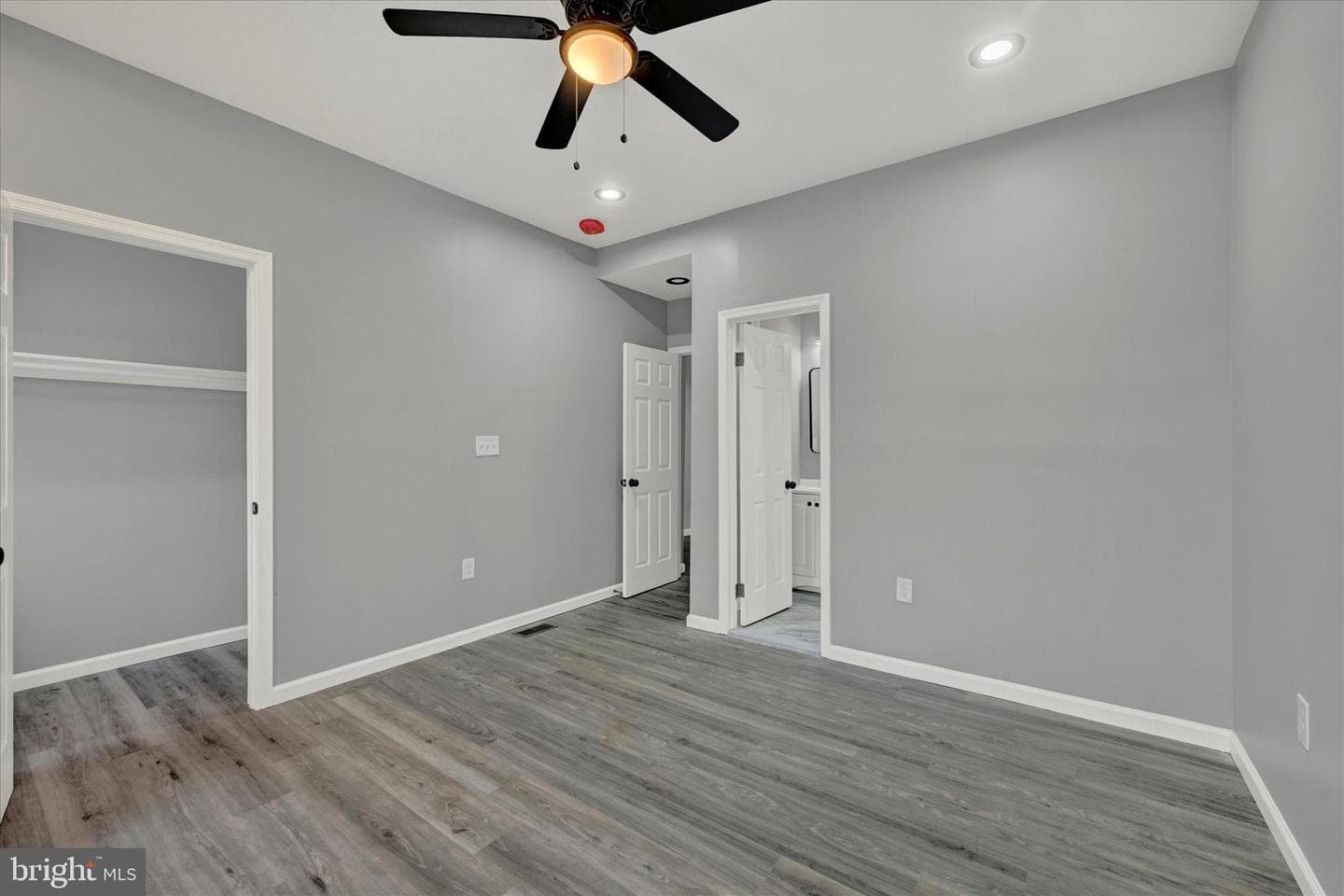 2559 Garrett Avenue photo 12