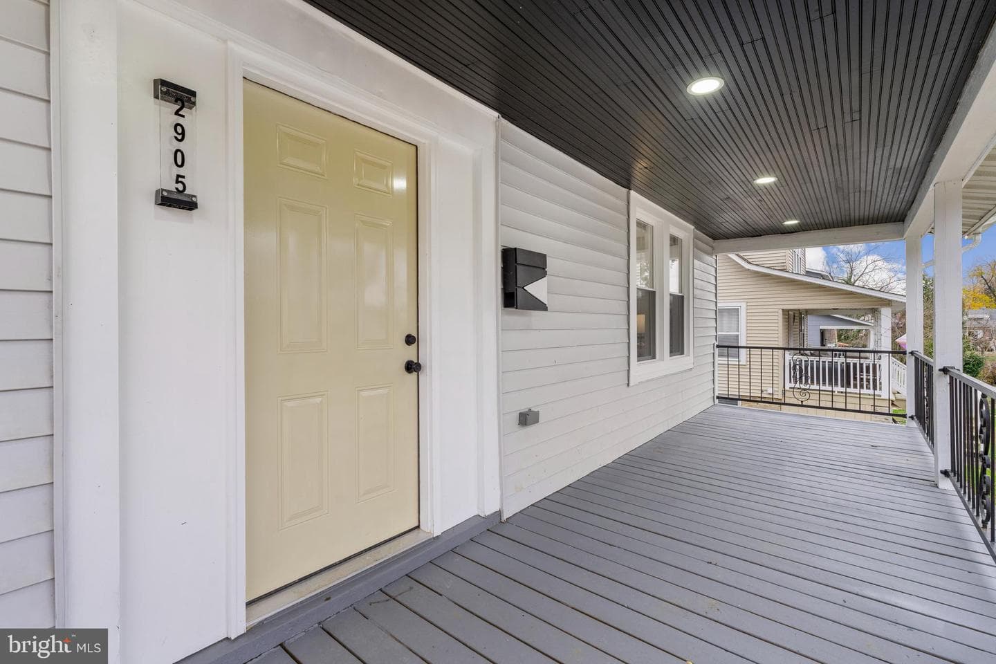 2905 Whitney Avenue photo 4