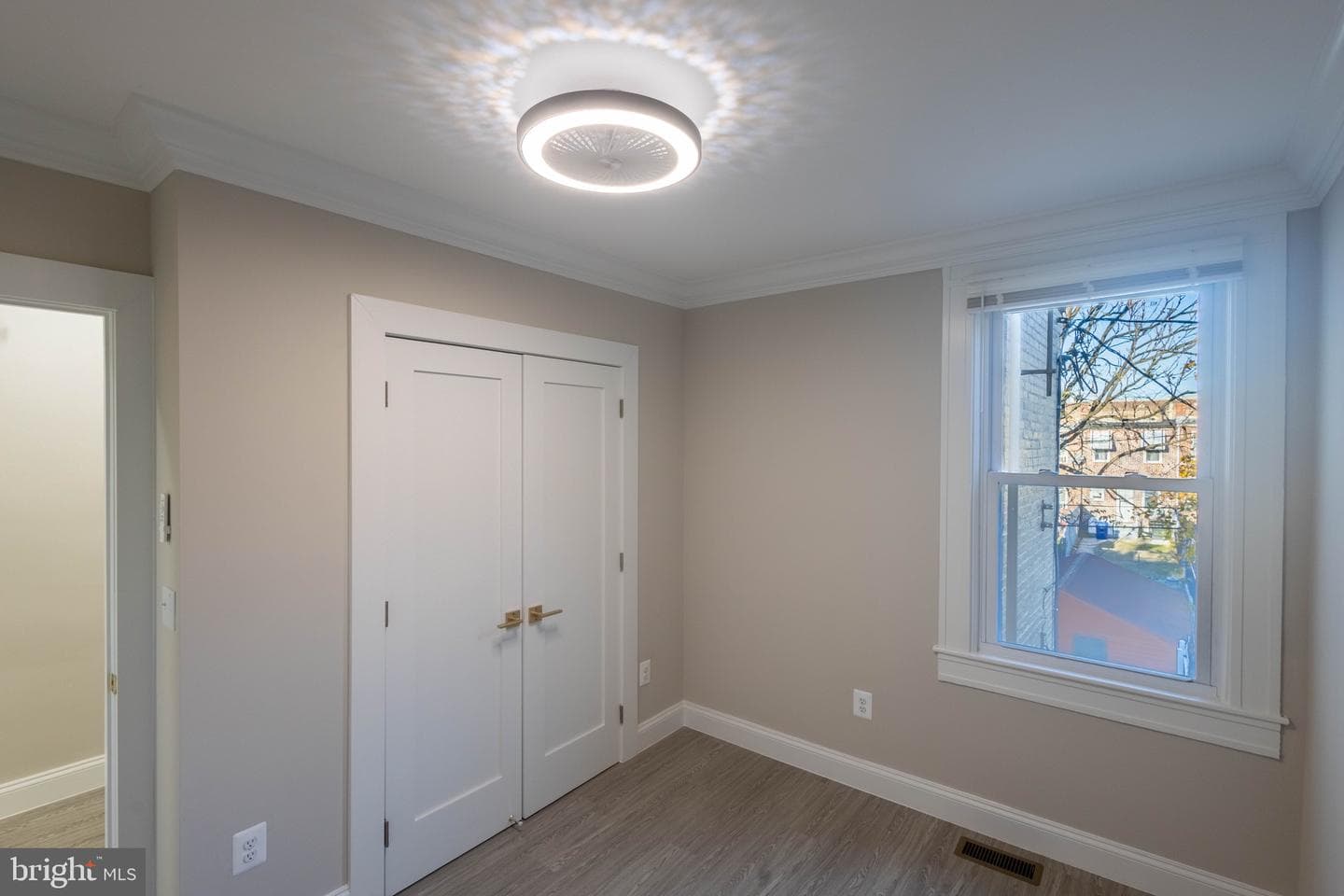 2846 Lake Avenue photo 17
