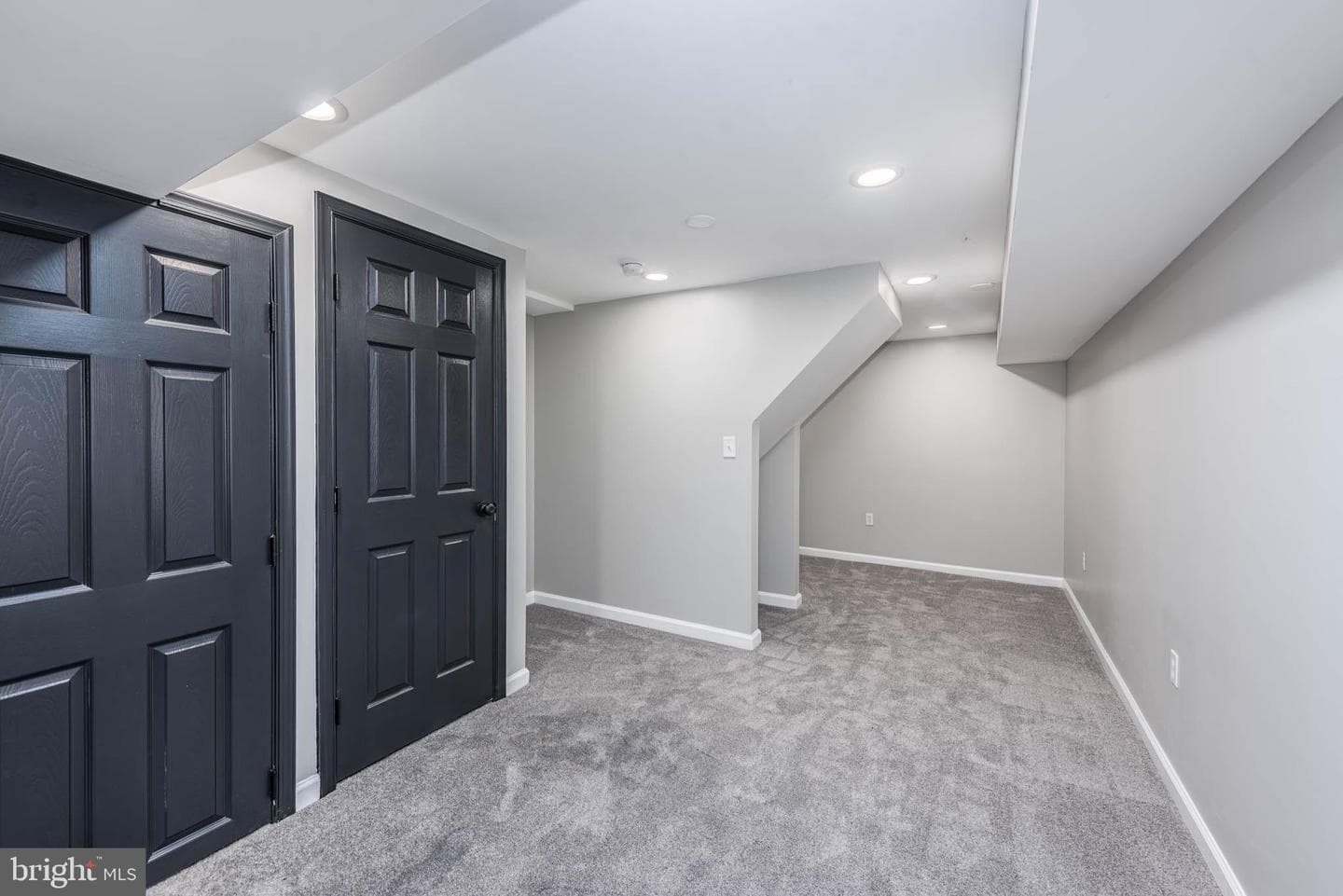1715 E Oliver Street photo 23