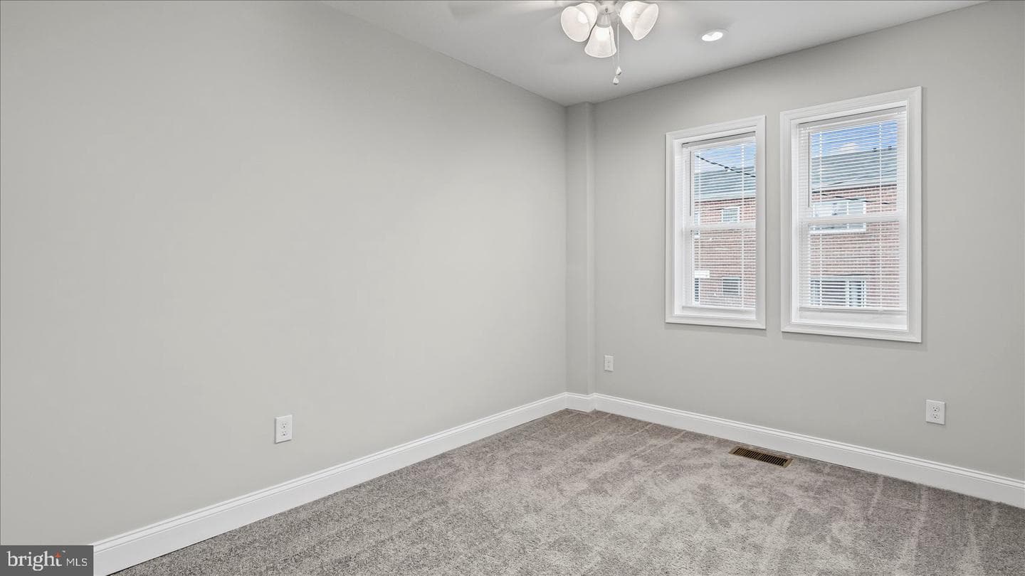 3223 Spaulding Avenue photo 20