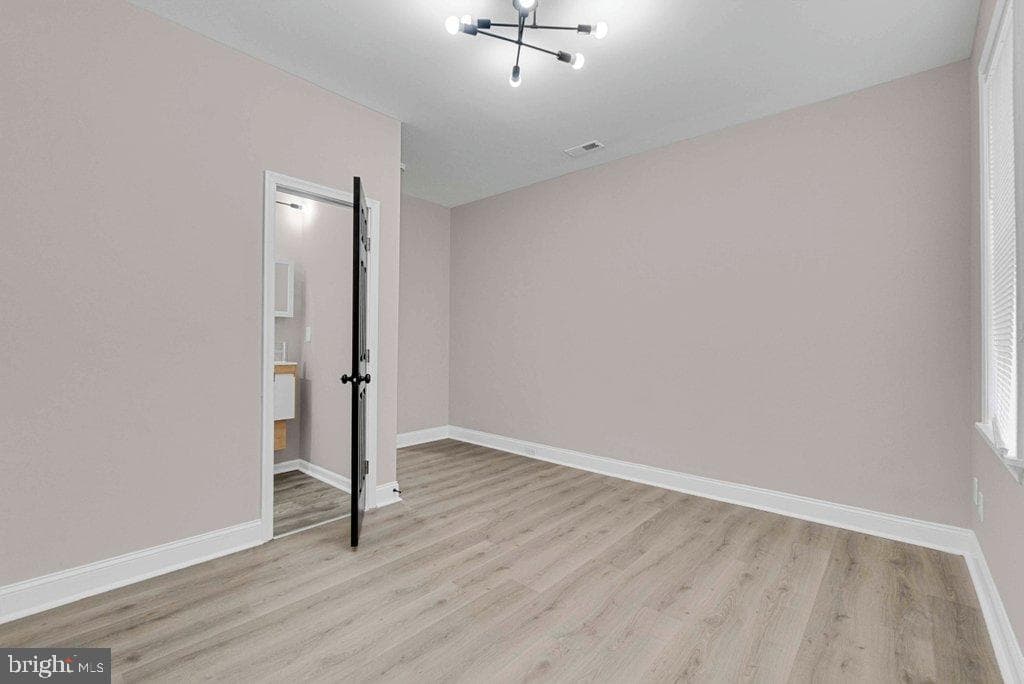 2576 W Baltimore Street W photo 21