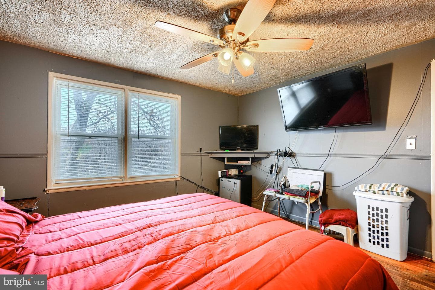 5552 Whitby Road photo 11