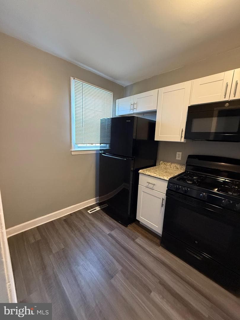 6138 Macbeth Drive photo 2