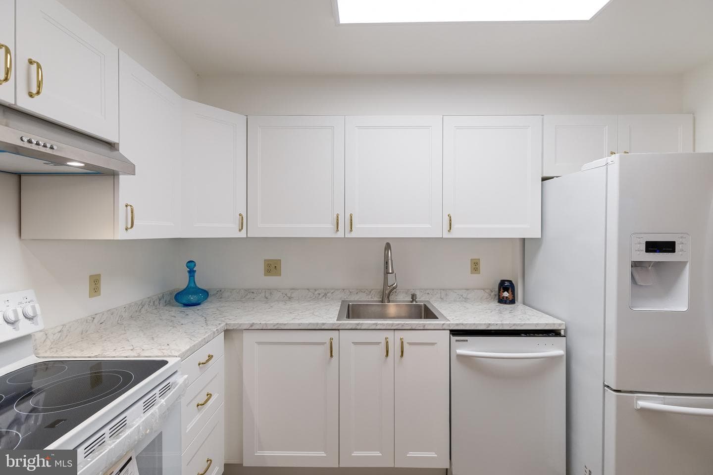 1701 Mount Washington Court #k photo 4