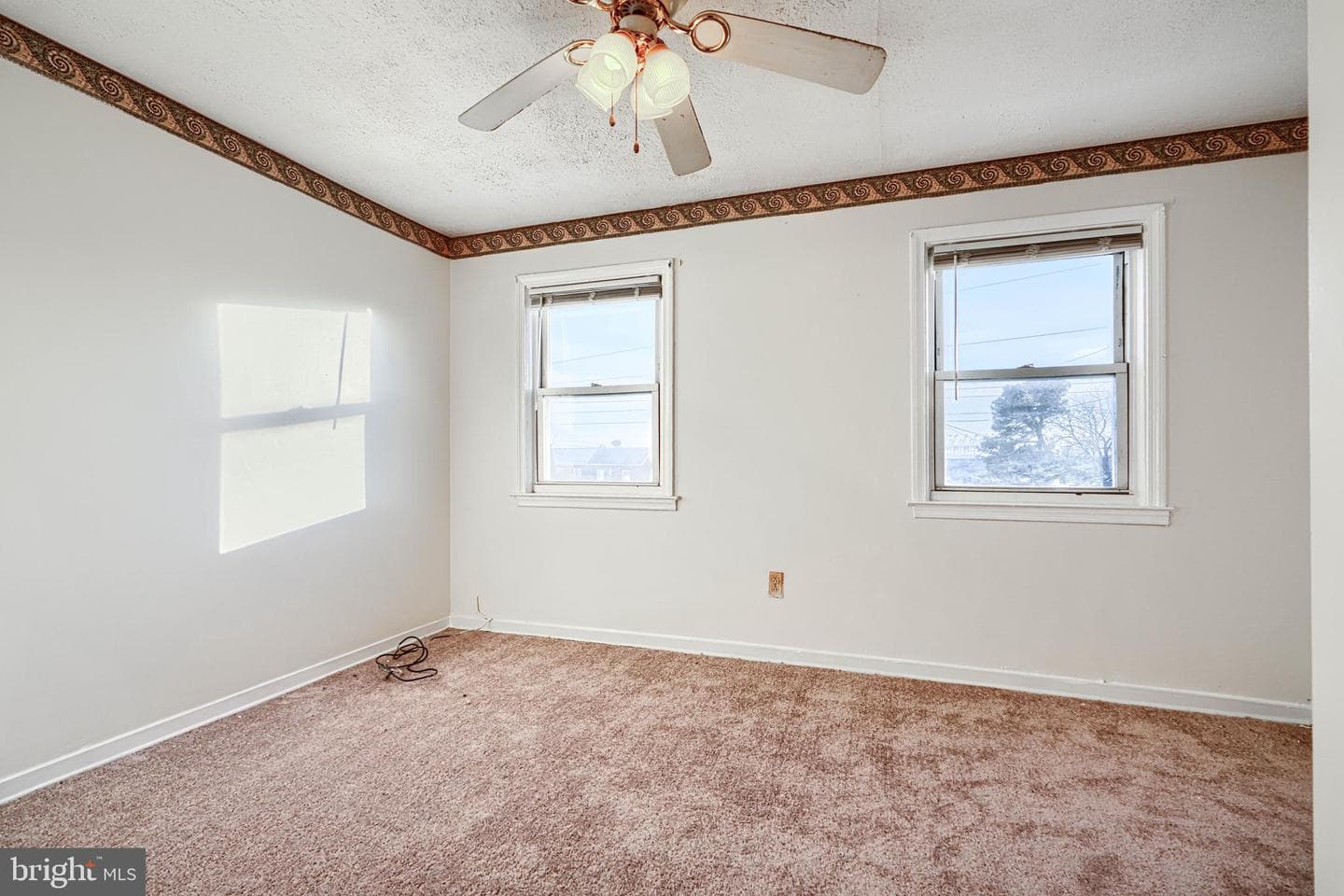 6302 Brown Avenue photo 14