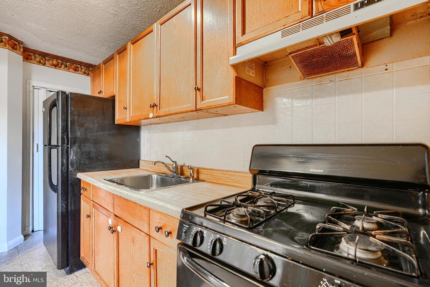 6302 Brown Avenue photo 7