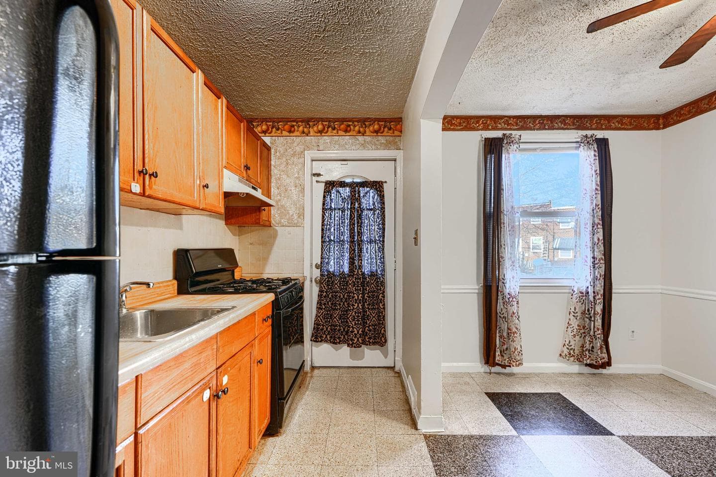 6302 Brown Avenue photo 8