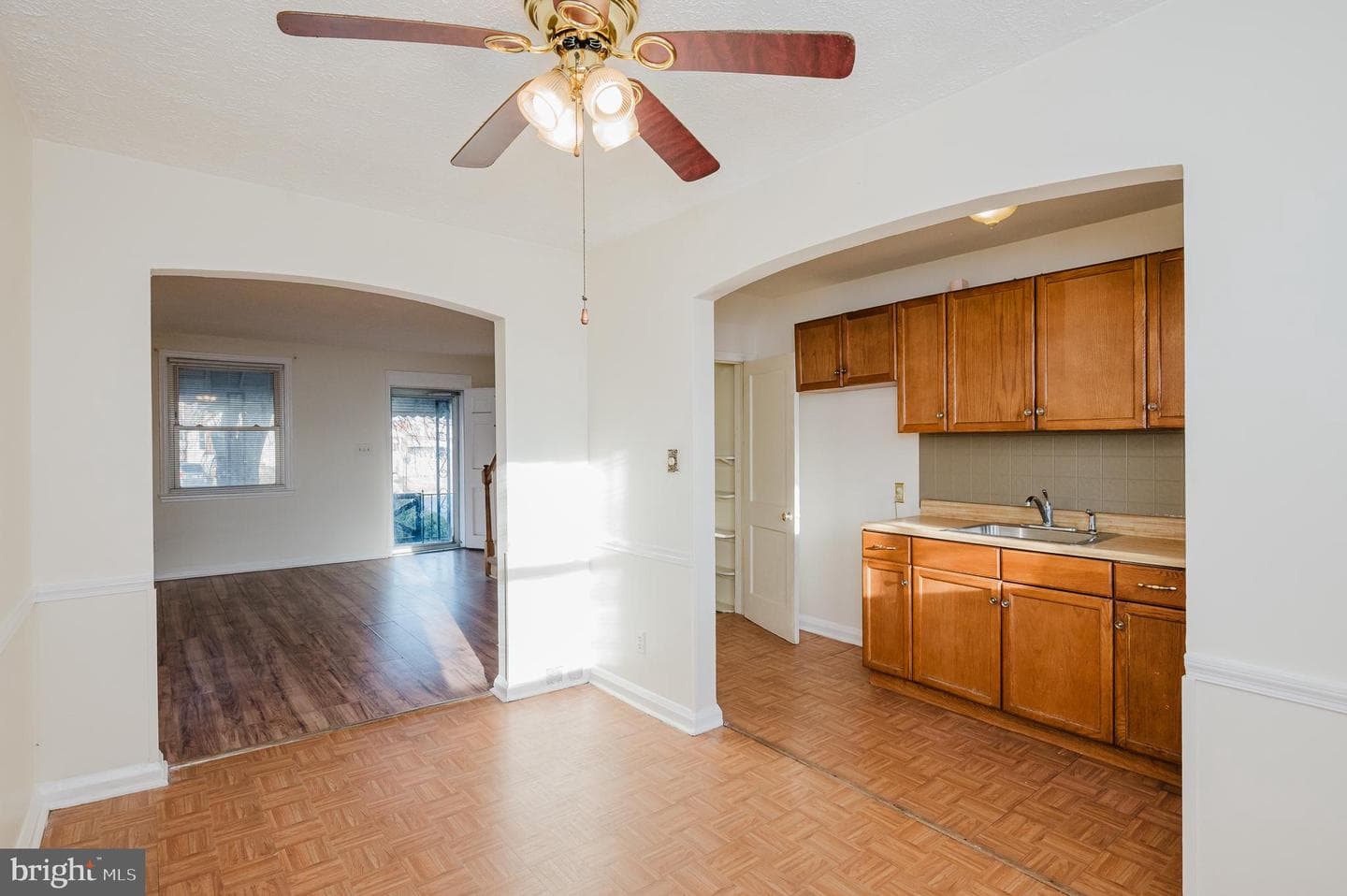 6321 Brown Avenue photo 6