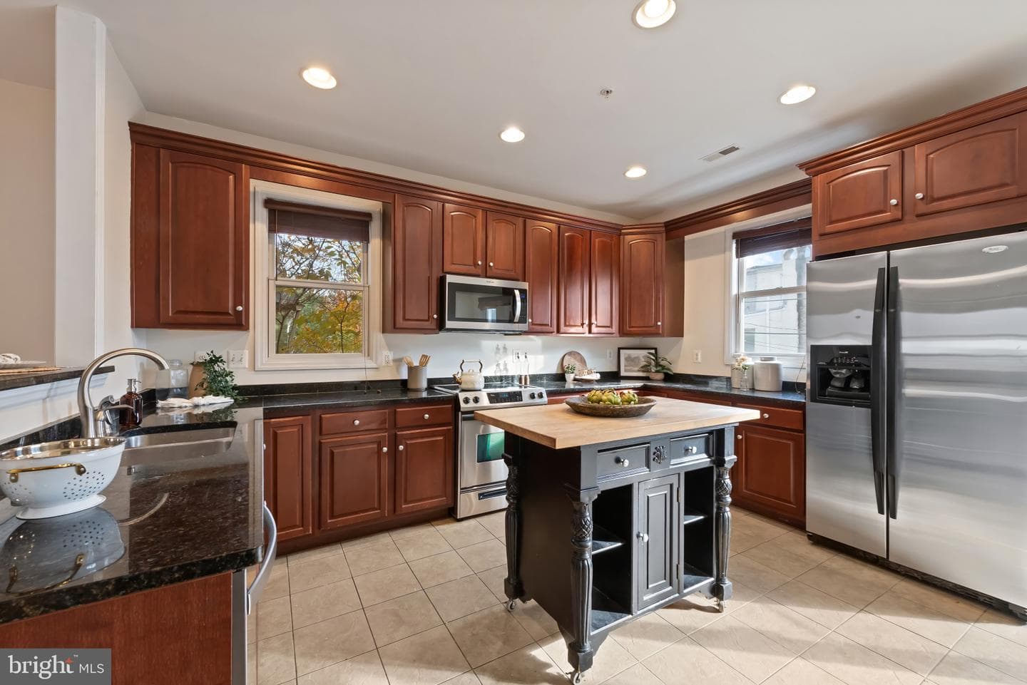 721 Dover Street photo 7