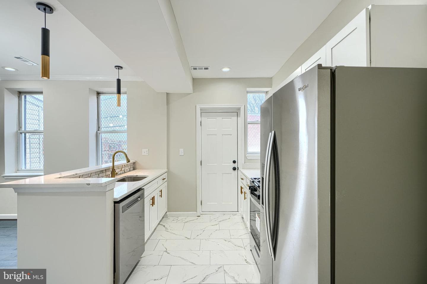 1029 N Bentalou Street photo 17