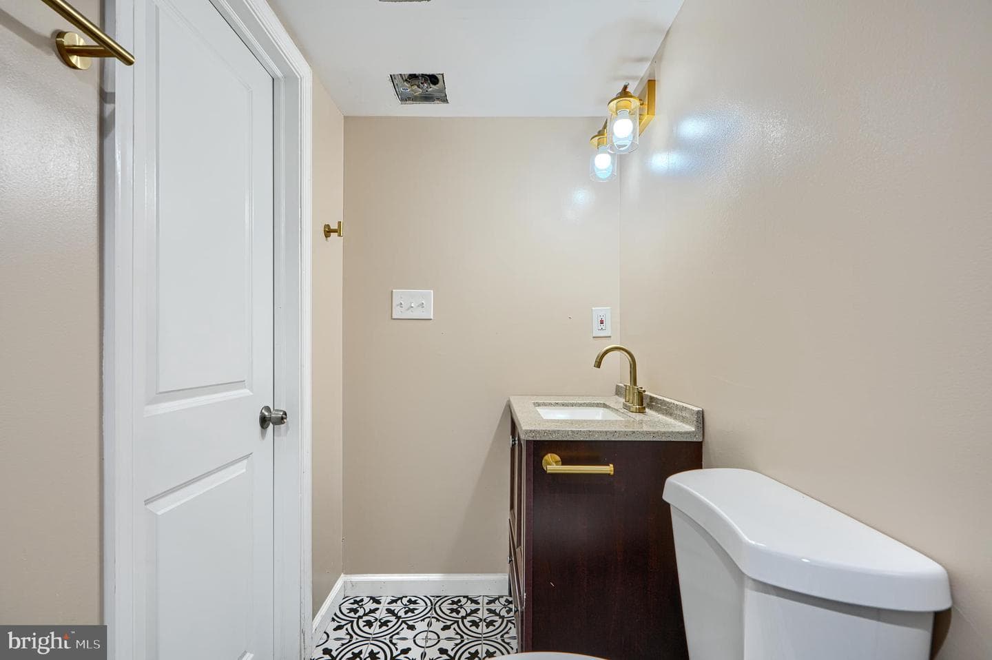 1029 N Bentalou Street photo 44