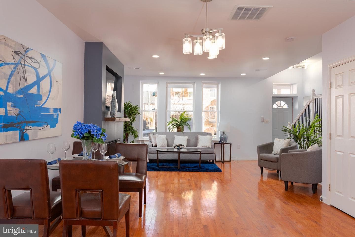 3106 Chelsea Terrace photo 2