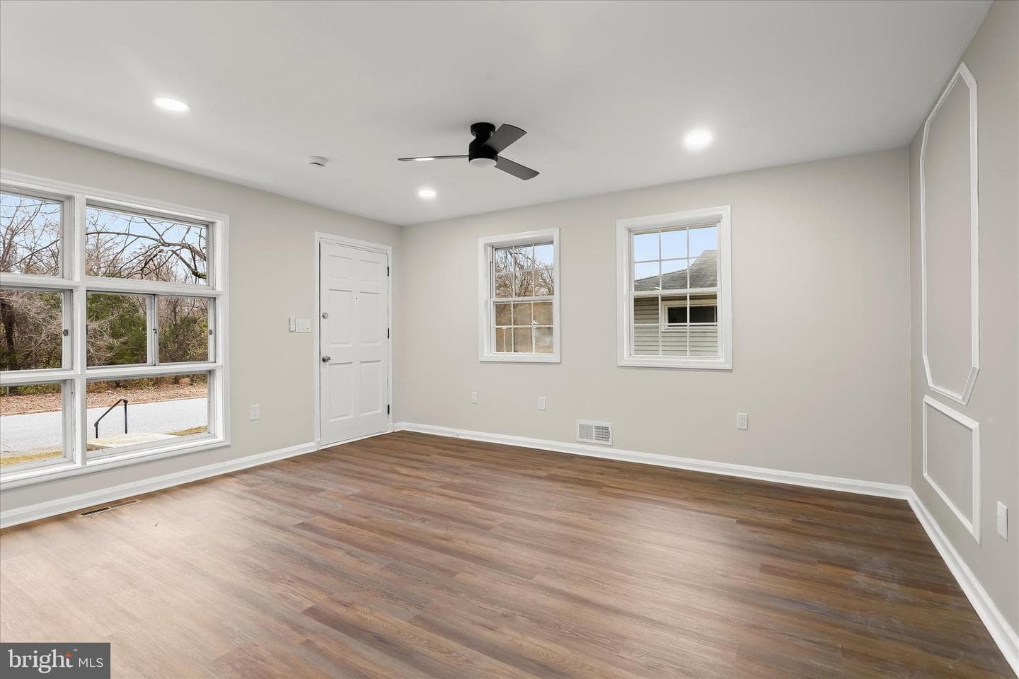 5608 Todd Avenue photo 11