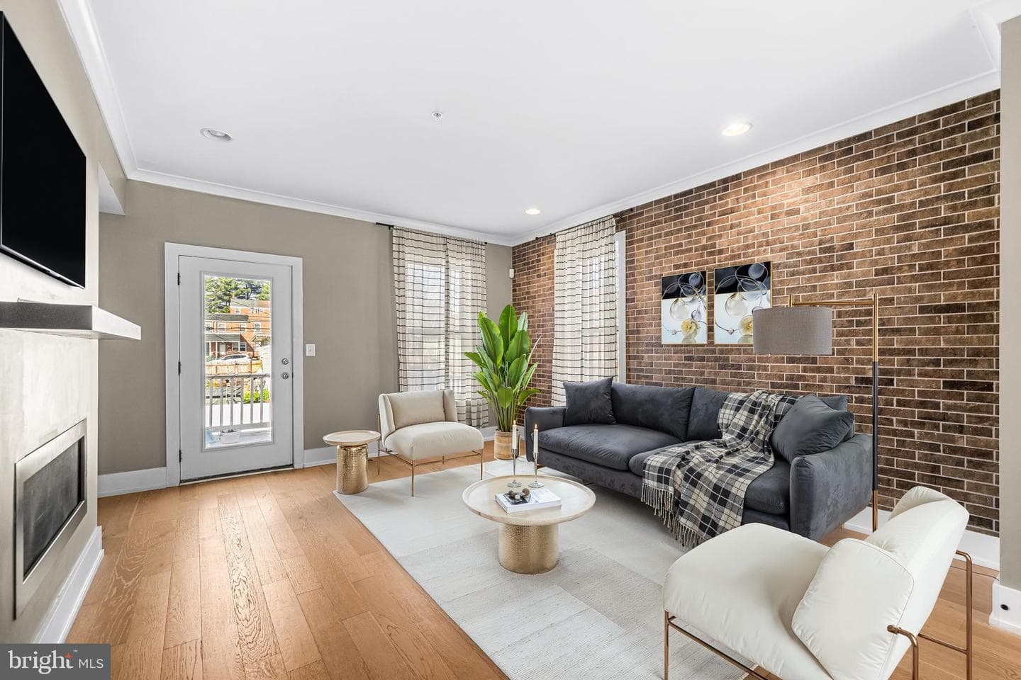 1456 Redfern Avenue photo 13