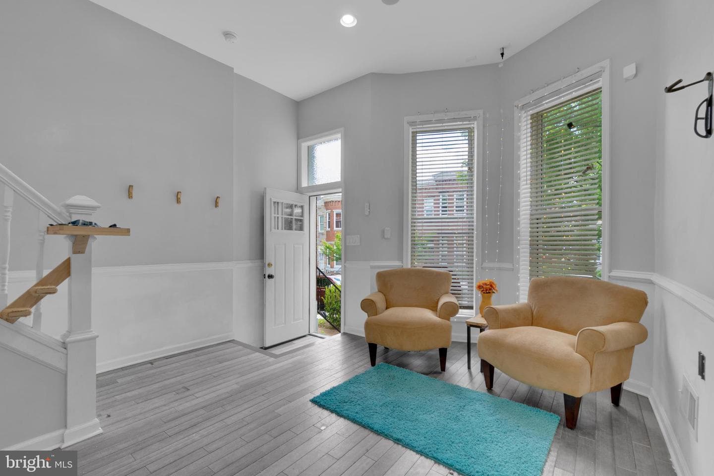 2815 Parkwood Avenue photo 4