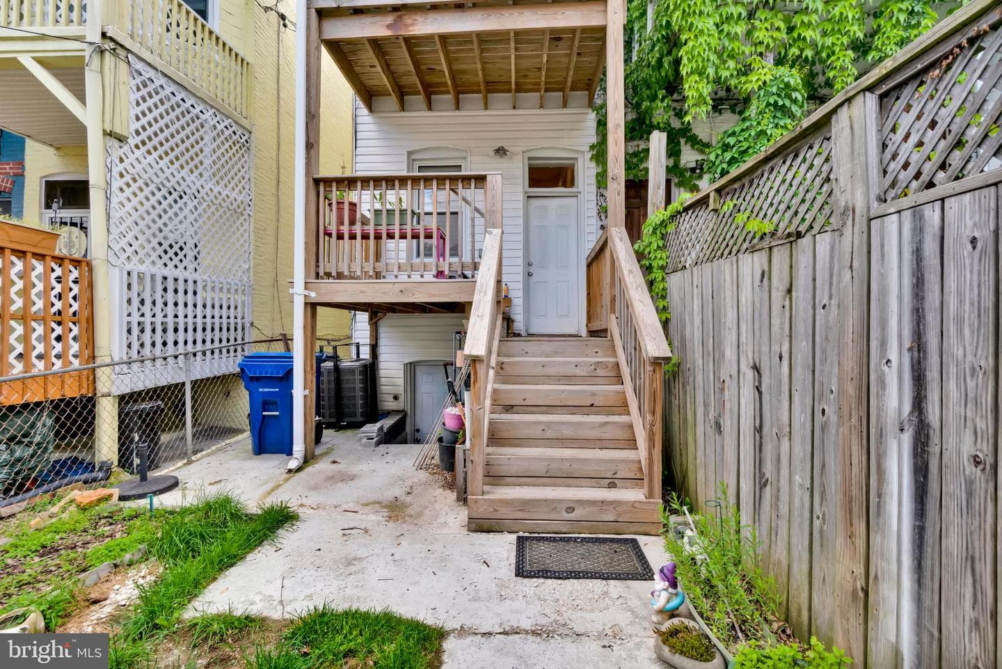 2815 Parkwood Avenue photo 52