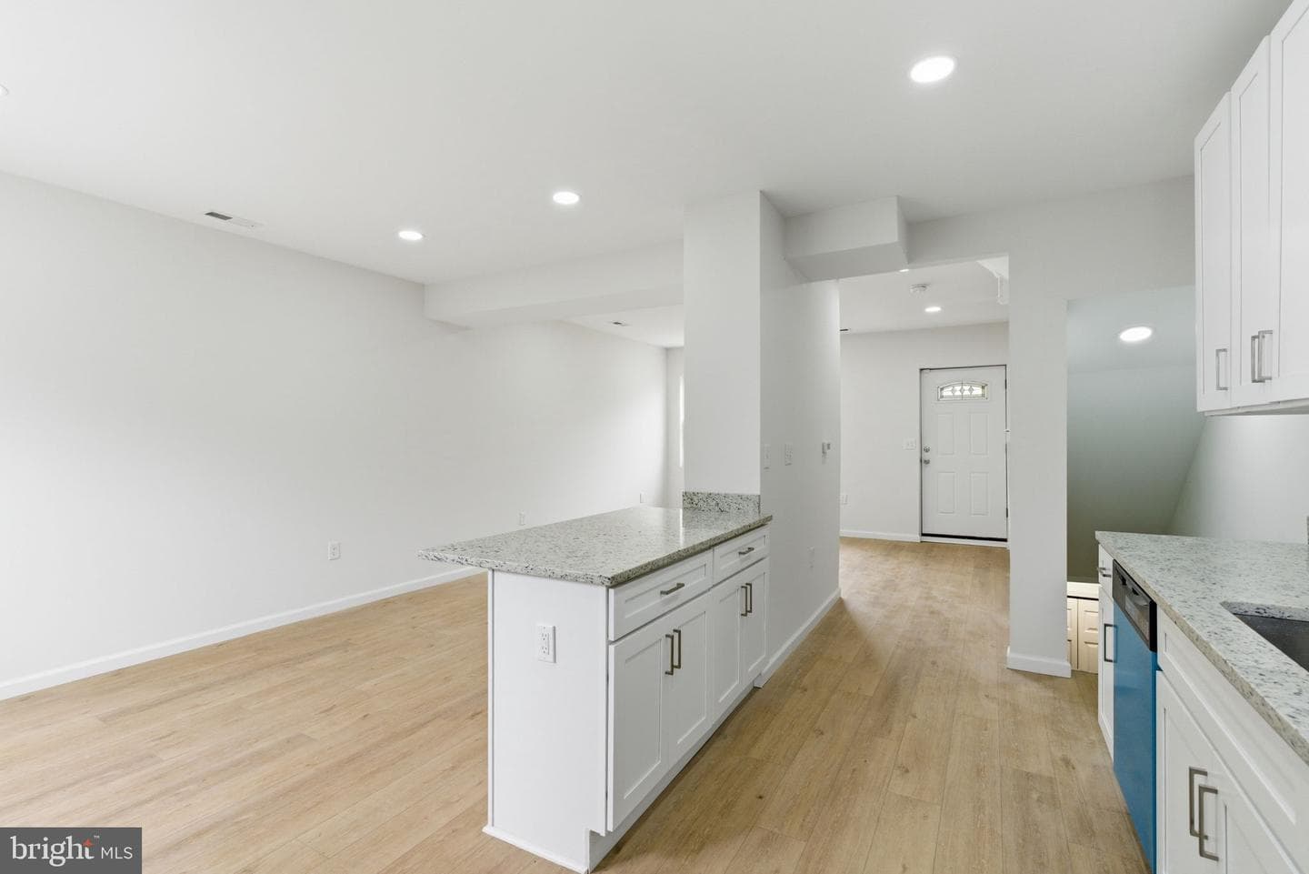 4111 Roland View Avenue photo 5